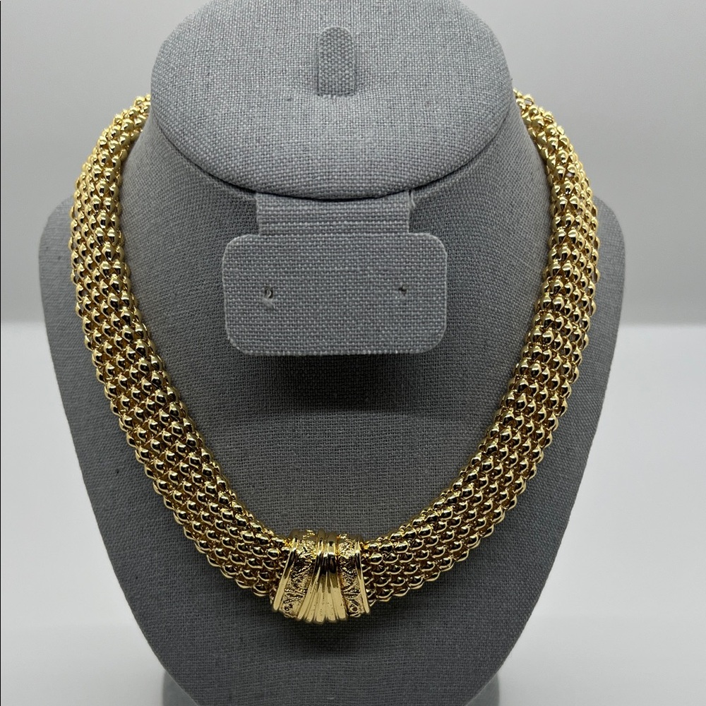 Vintage Gold Tone Mesh Necklace